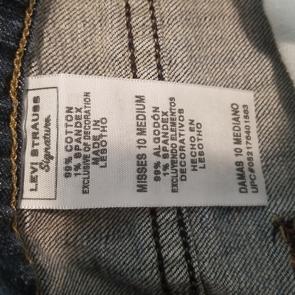 Levi Strauss Signature Low Rise Bootcut Jeans Size 10 Medium - Picture 7 of 8